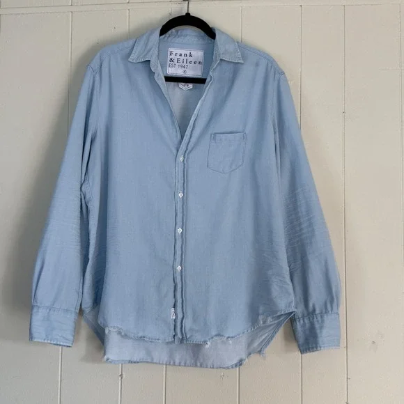 Frank & Eileen Womens Eileen Relax Light Blue Button Up Shirt Size S Coastal - Picture 2 of 13